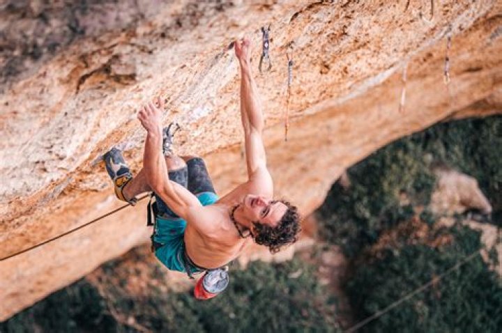 Adam Ondra Bio, Age, Record, Prize Money, Net Worth, Sponosrship, and Girlfriend