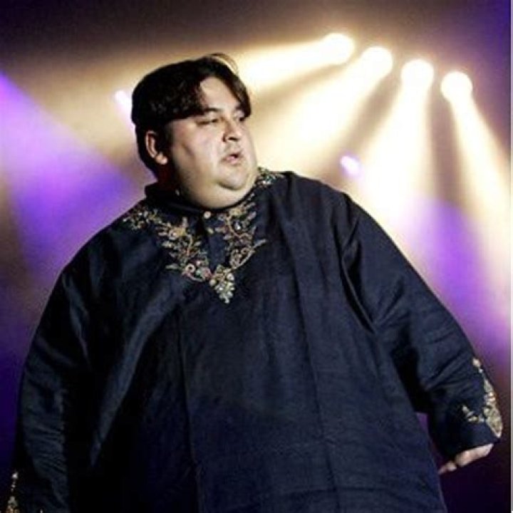 Adnan Sami Height, Weight, Age, Spouse, Children, Biography