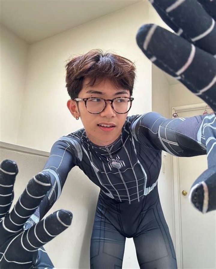 Adrian Yumul Height, Weight, Age, Body Statistics