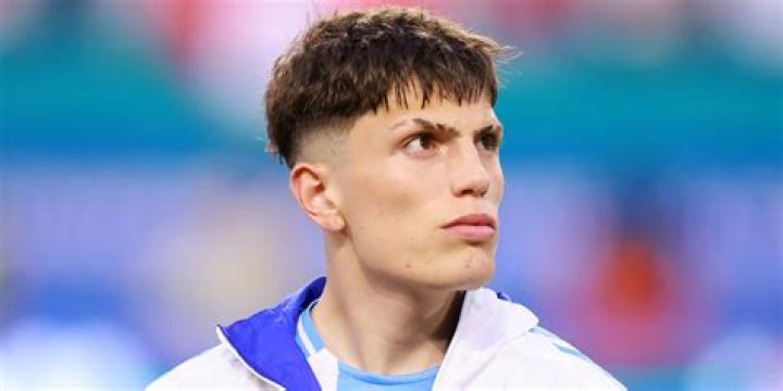 Alejandro Garnacho Height, Weight, Age, Girlfriend, Family