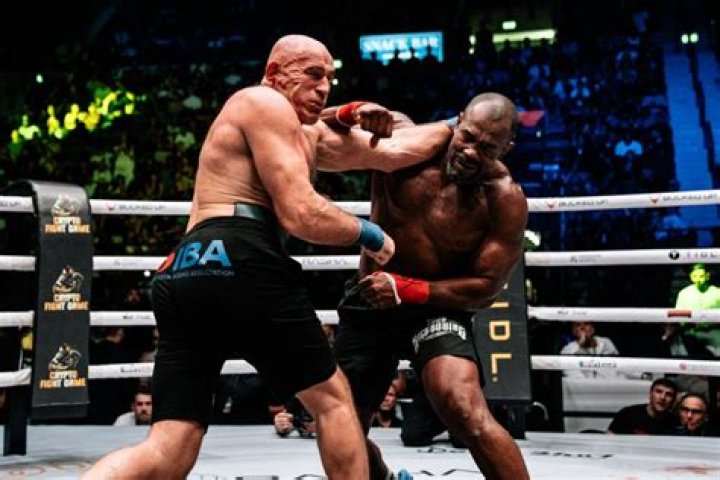 Aleksei Oleinik Bio-salary, earnings, net worth, married, children, relationship, controversy, girlfriend