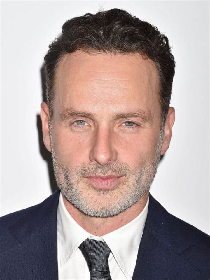 Andrew Lincoln Height, Weight, Age, Spouse, Children, Facts, Biography