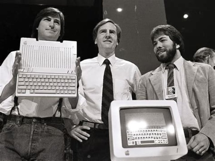 Apple's Long Forgotten Third Co-Founder (Who Missed Out On $80 Billion) Says He Has No Regrets