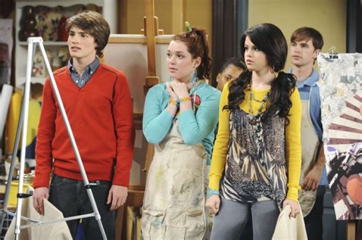 Are You Ready to See a Whole New Side of Gregg Sulkin? Check Out His New Photos! (@greggsulkin) – Celeb Secrets