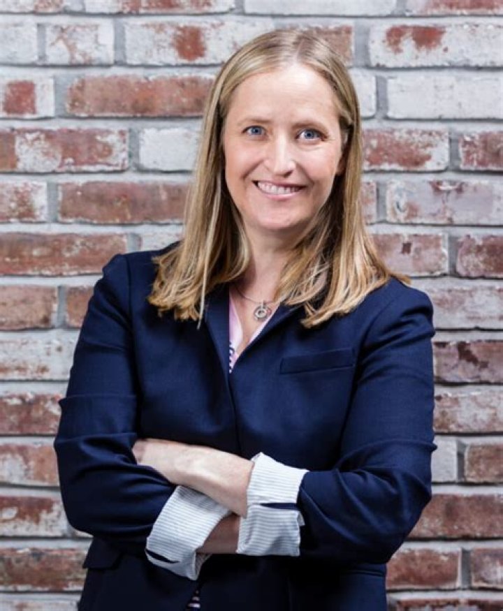 Hire Ashley Reichheld to Speak at Events