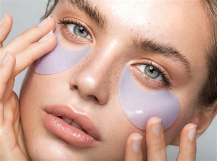 13 Best Under-Eye Patches for Wrinkles, According to Skincare Pros