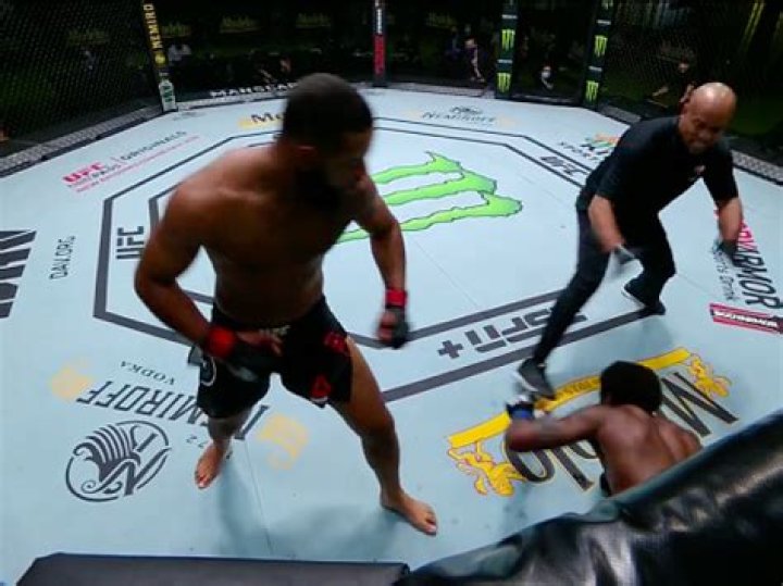 Bevon Lewis, Salary, Net Worth, Career, MMA, UFC, Personal life, height, weight, facts