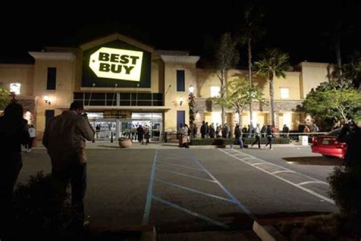 13 Black Friday Shopping Horror Stories You Won't Believe Are Real