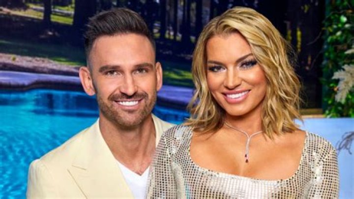 20 Red Flags Your Partner Can't Wait to Break Up With You