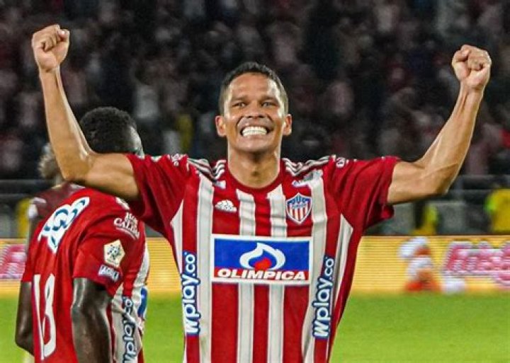 Carlos Bacca Bio-salary, net worth, married, affair, dating, relationship, wife, children, contract, family, nationality, age, earnings