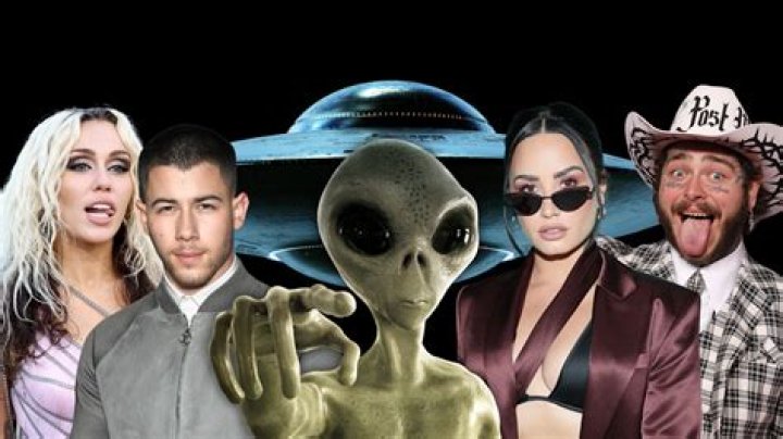 11 Celebrities Who Claim They've Seen UFOs