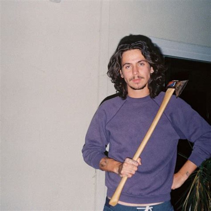 Charlie Oldman Height, Weight, Age, Body Statistics