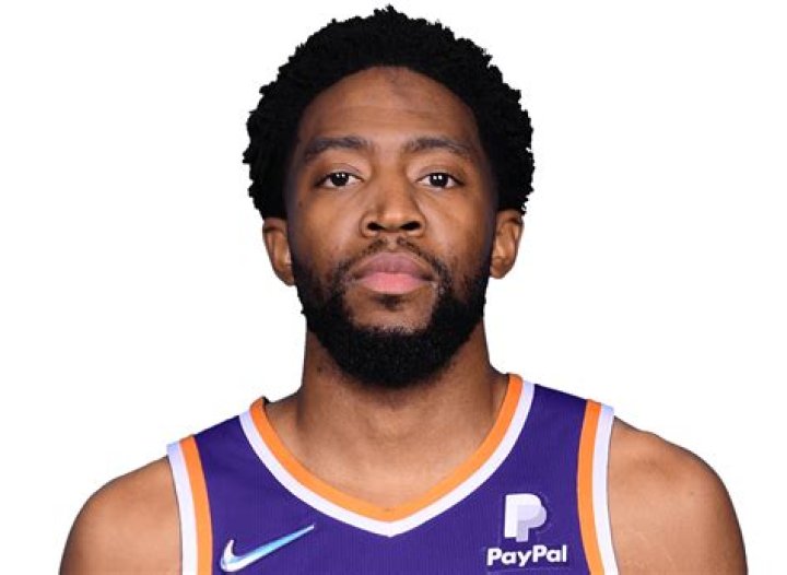 Chasson Randle, Biography, salary, net worth, contract, NBA, Basketball, Personal life, girlfriend, Affair