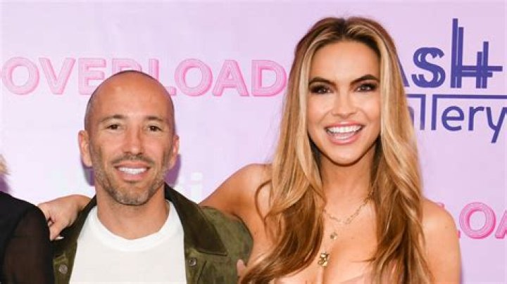 Chrishell Stause Confirms Relationship with Boss Jason Oppenheim in New Instagram Post – Celeb Secrets