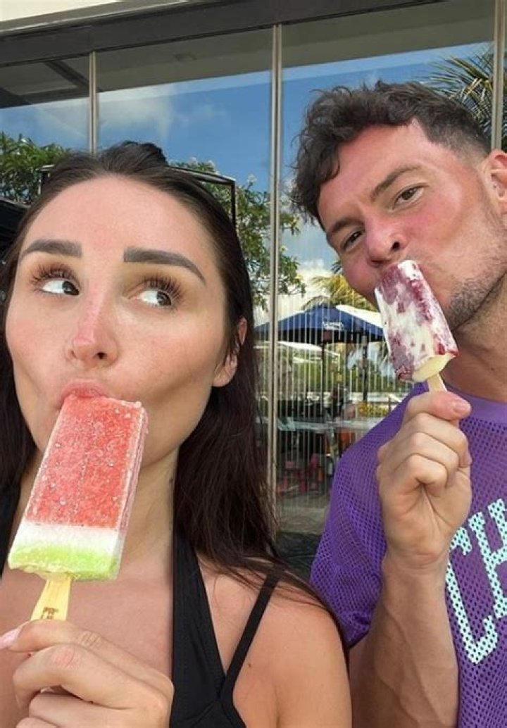 Coco Lodge Height, Weight, Age, Body Statistics