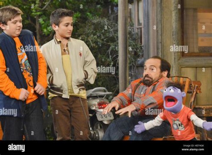 COLE JENSEN, CRASH, DANNY WOODBURN – Celeb Secrets