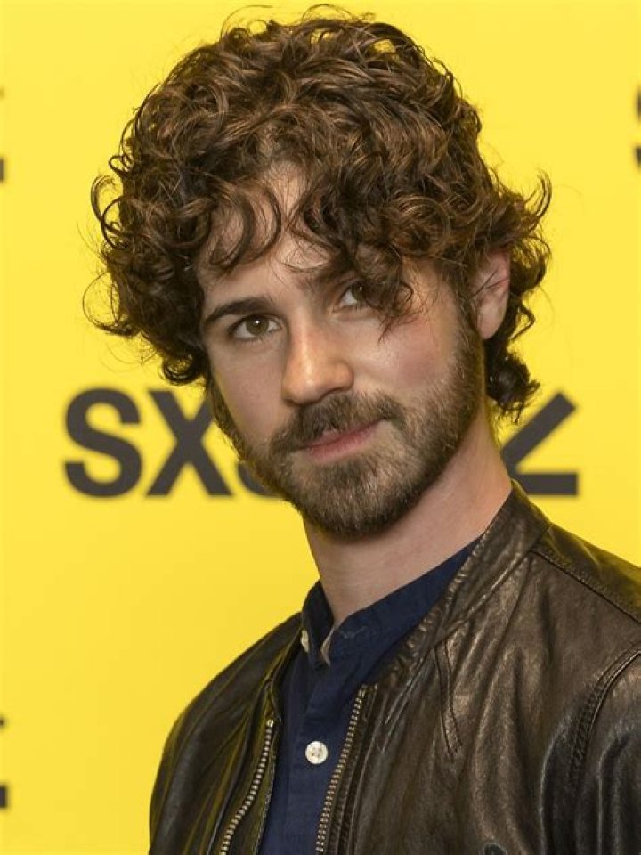 Connor Paolo Height, Weight, Age, Body Statistics