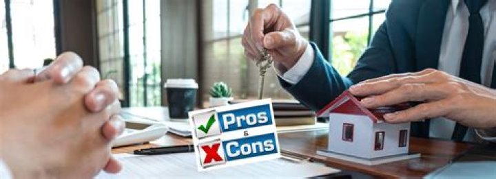 13 Reasons You Should Be Glad You Don't Live in a Huge House