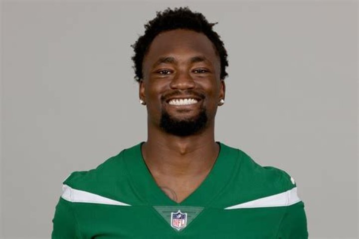 Corey Davis Biography- MLB player, Salary, Contract, Earnings, Net worth, Married, Girlfriend, Relationship, Affair, Age, Height, Family, Nationality