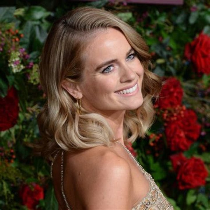 Cressida Bonas Height, Weight, Age, Boyfriend, Family, Facts, Biography