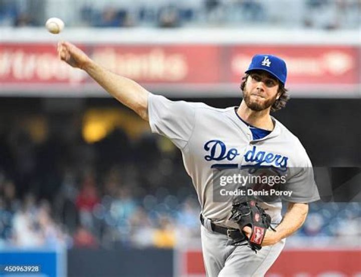 Dan Haren Biography- Salary, Earnings, Net worth, Married, Relationship, Affair, Children, Wife, Nationality, Family, Age, Height, Career