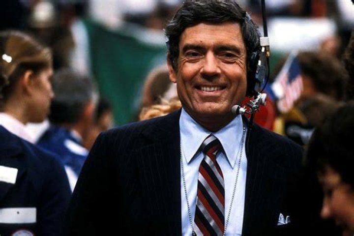 Dan Rather Height, Weight, Age, Spouse, Family, Facts, Biography
