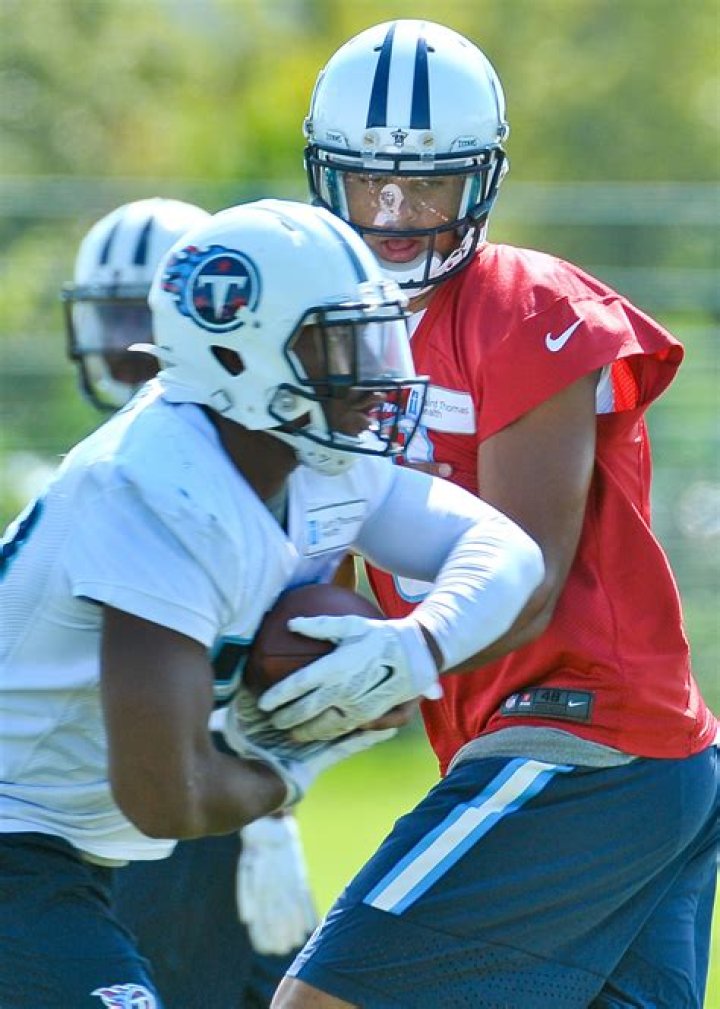 American Football Player David Cobb's Bio, Family, Parents, Salary, Net Worth, Contract, Earnings, Draft, Stats, Girlfriend, Relationship Status