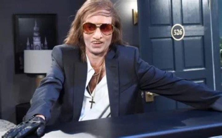 Hope’s Search For Thomas Banks Leads To Bo Brady