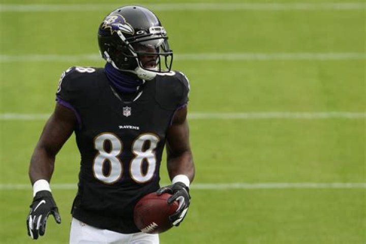 Dez BryantDez Bryant | Bio