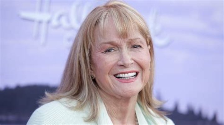Diane Ladd Height, Weight, Age, Spouse, Children, Biography