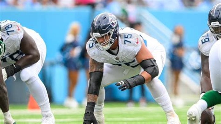 Tennessee Titans' Offensive Tackle Dillon Radunz Bio (Age, Net Worth, Contract, Salary & Girlfriend)