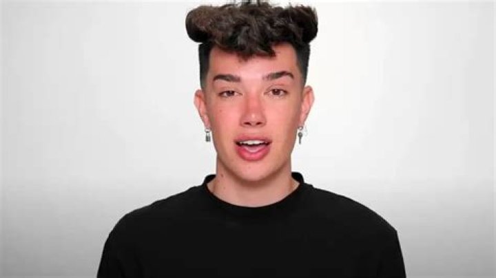 Does James Charles Reply To DMs?
