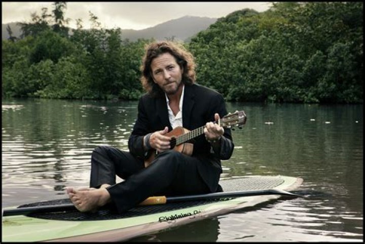 Eddie Vedder Height, Weight, Age, Spouse, Children, Facts