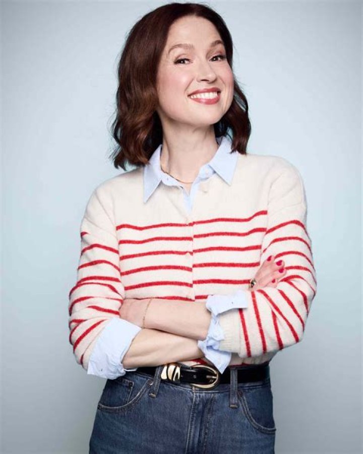 Ellie Kemper Height, Weight, Age, Spouse, Children, Facts, Biography