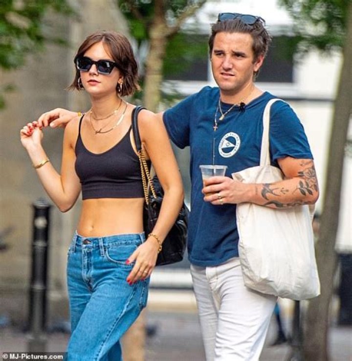 Locke & Key Cast Relationship With Connor Jessup And Griffin Gluck Explored!