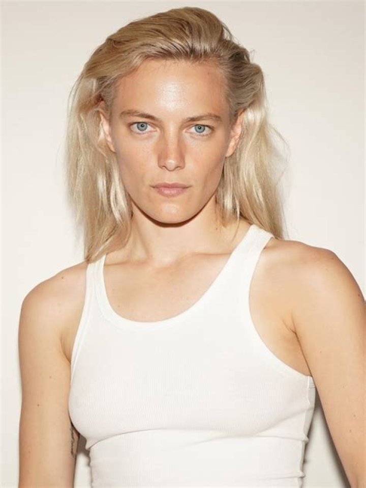 Erika Linder Height, Weight, Age, Girlfriend, Biography, Family, Facts