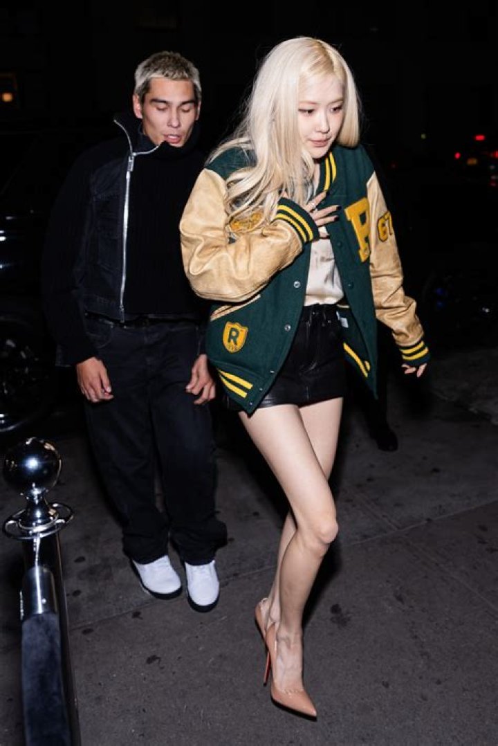 Evan Mock Height, Weight, Age, Girlfriend, Family, Facts, Biography