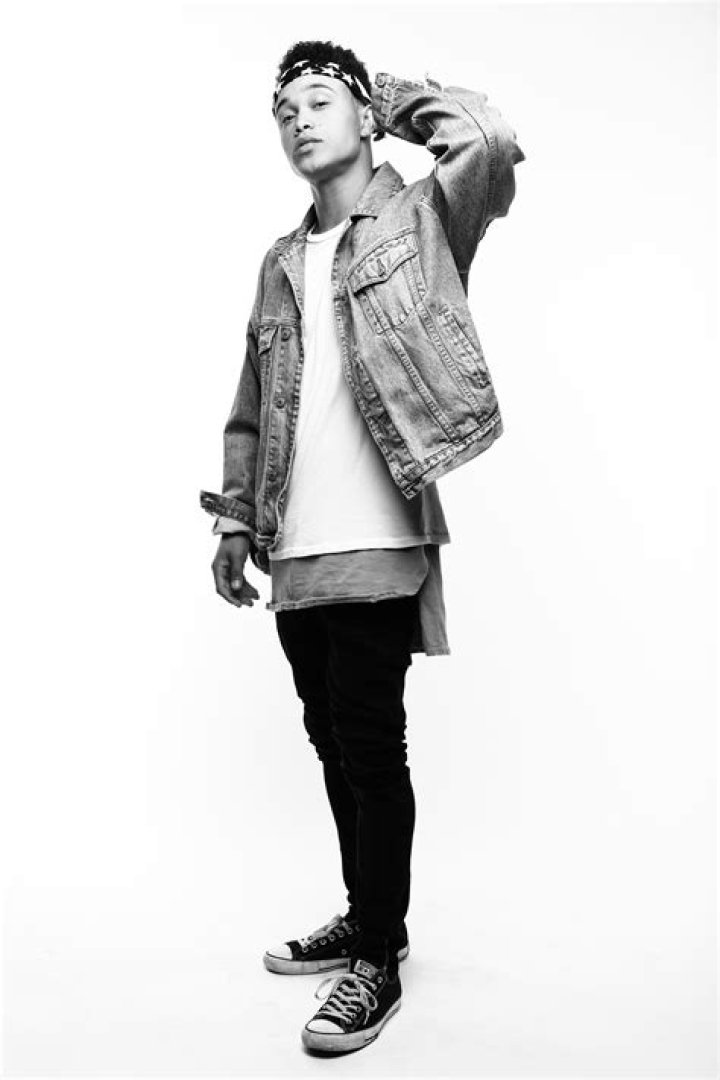 Dana Vaughns Dishes on His New “Underneath” Music Video – Celeb Secrets