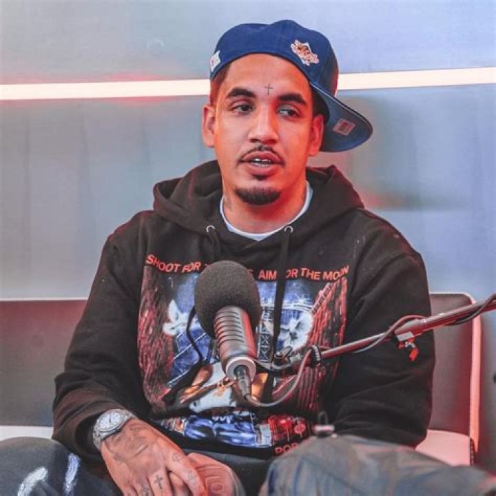 Hire Fenix Flexin for a Corporate Event or Performance Booking.