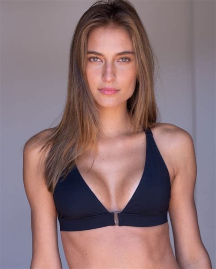 Fernanda Liz Height, Weight, Age, Body Statistics