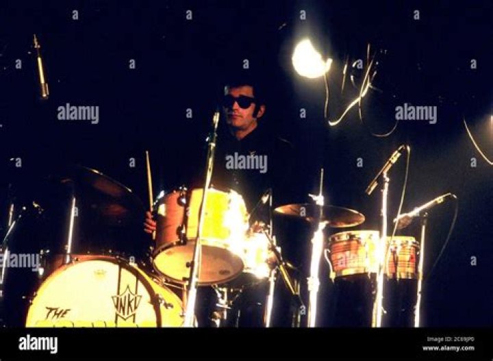 Former Cramps Drummer Nick Knox Dies