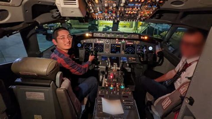 "I Go to School by Plane," Says Student Who Flies to L.A. to Save on Rent in the Bay Area