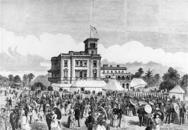 He Grew Up Penniless And Nomadic And Then Found Out He Was The Heir To A $65 Million Estate