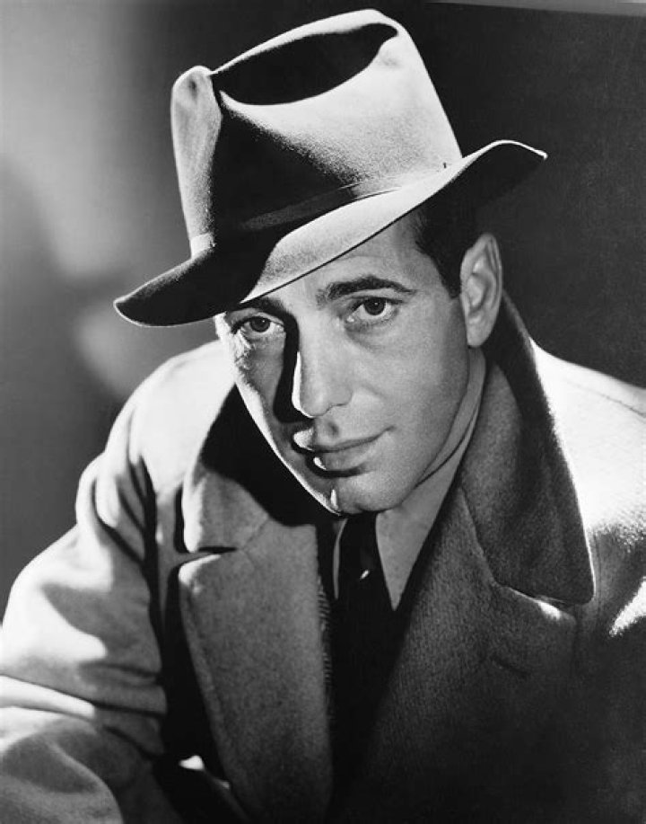 Humphrey Bogart Height, Weight, Age, Death, Net Worth, Spouse