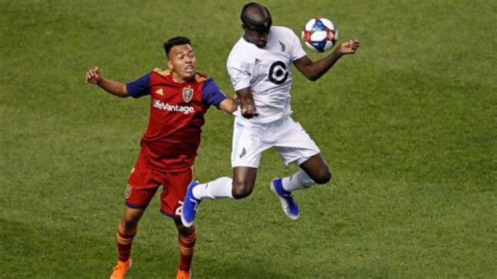 Ike Opara Net worth and Salary; Who is his Wife? (Bio, Age, Affair, Family, Children)