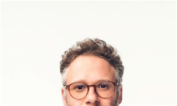 Is Seth Rogen Left-Handed?
