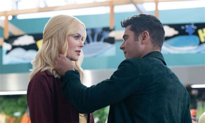 Is Zac Efron Left Handed?