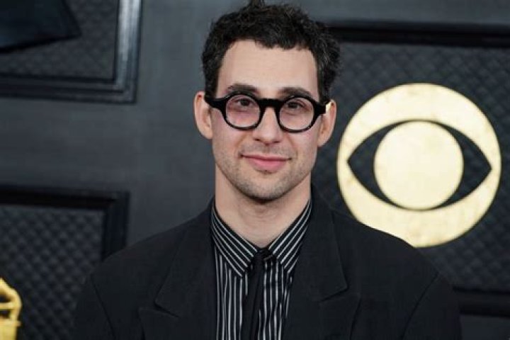 Hire Jack Antonoff for a Corporate Event or Performance Booking.