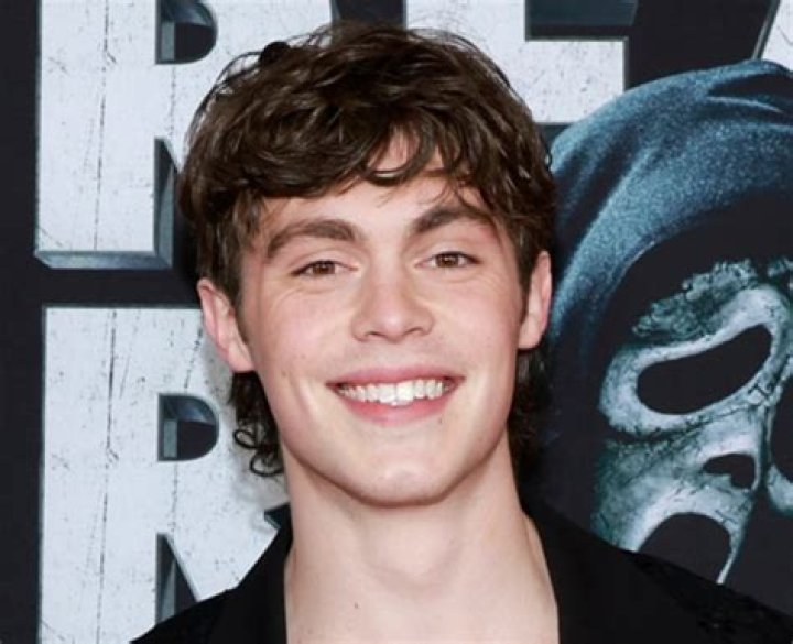 Jack Champion Height, Weight, Age, Birthday, Biography