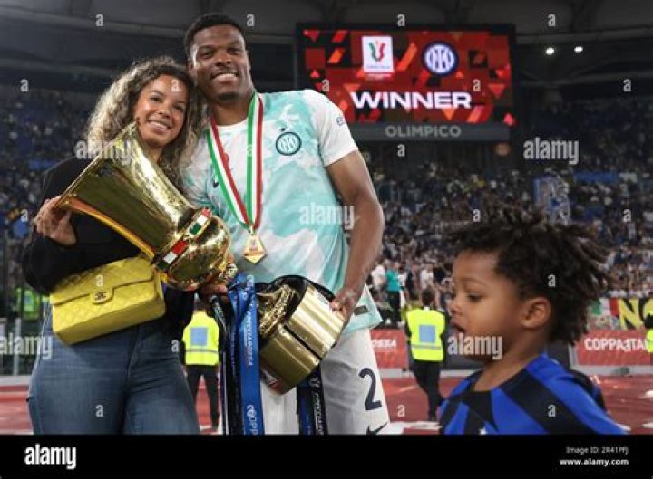 Jaimy Kenswiel Height, Weight, Age, Body Statistics